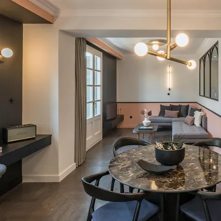 72 Ad Couette-café 3*