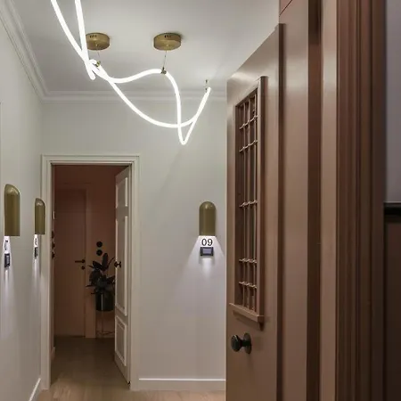 Oda ve Kahvaltı 72 Ad Urban Comfort 4*