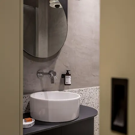 72 Ad فندق مبيت وإفطار سالونيك