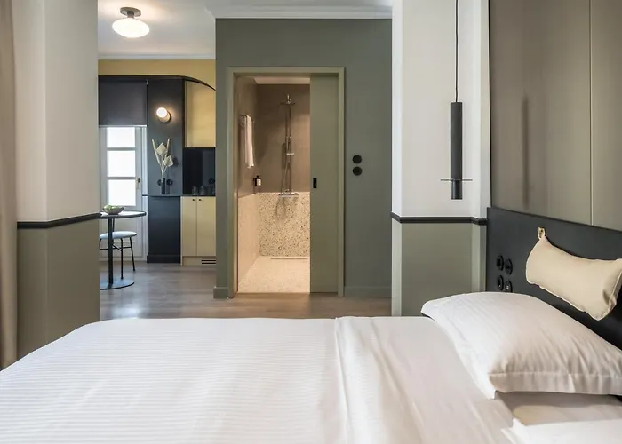 72 Ad Urban Comfort Bed & Breakfast 4*