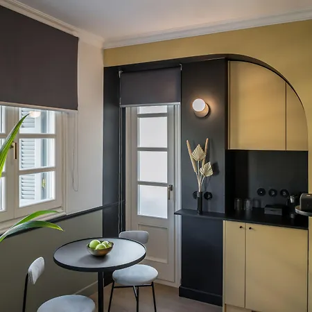 72 Ad Urban Comfort 4* Салоники